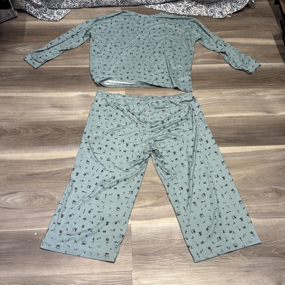 PJ Salvage cropped pants / half sleeve PJ set size XXL - Picture 7 of 9